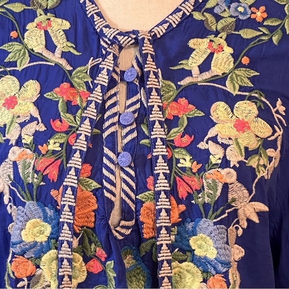 Johnny Was Blue Taifa 3/4 Sleeve Embroidered Top Sz-L - Picture 5 of 13